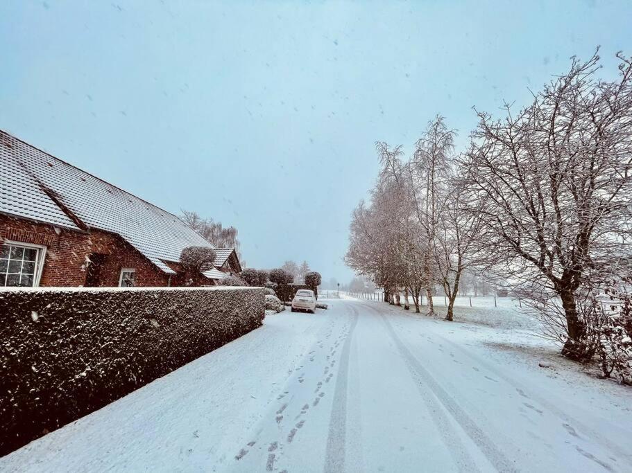 Huuske Lutten Uttied - Das Landleben Geniessen Moormerland Buitenkant foto