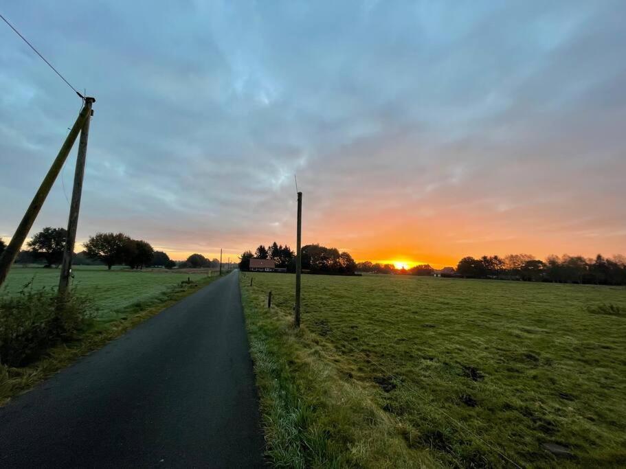 Huuske Lutten Uttied - Das Landleben Geniessen Moormerland Buitenkant foto